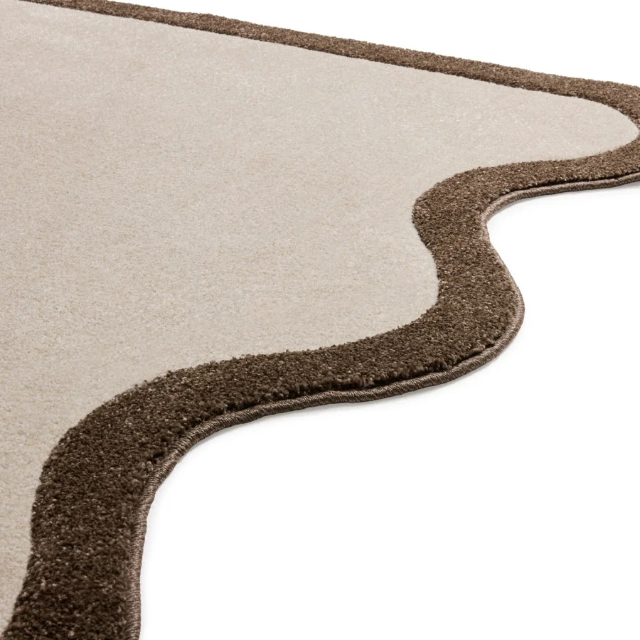Fatboy Teppich Not Straight Petit/Grand, creme mit braunem Rand, runde Ecken - Image 6