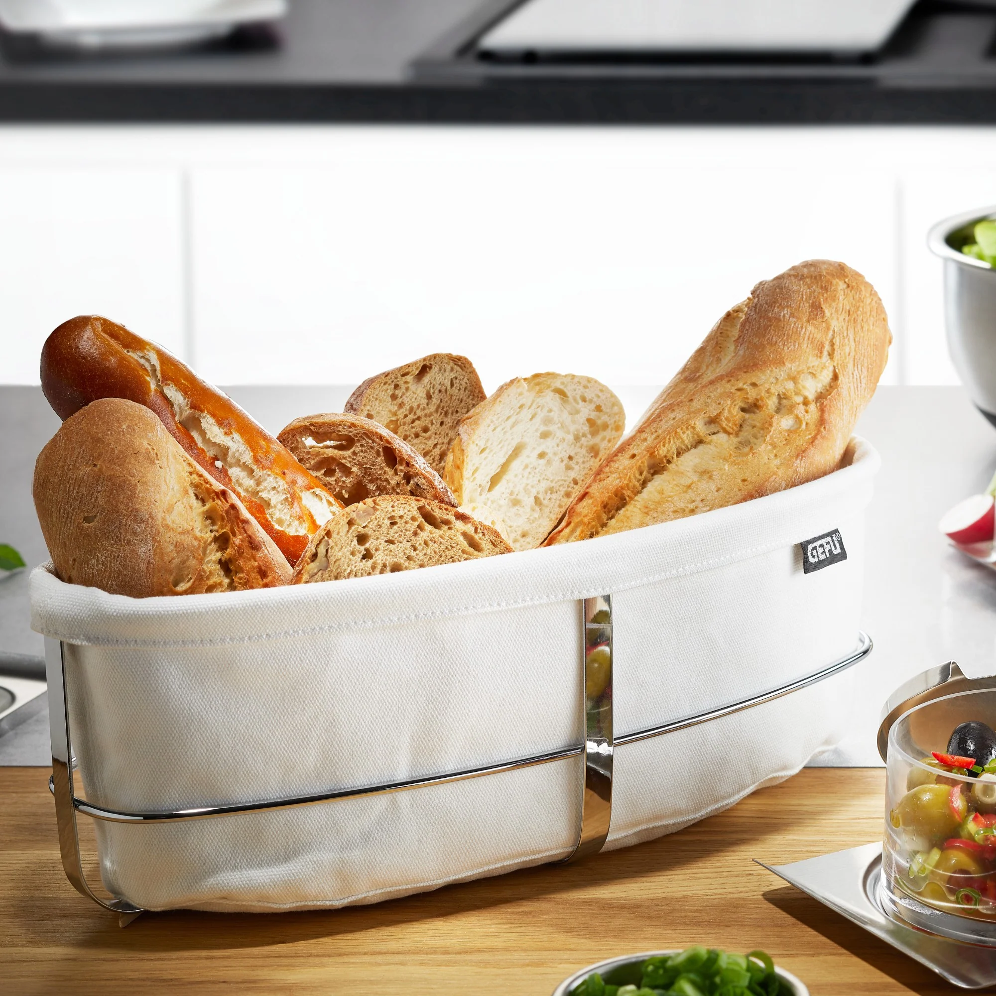 Gefu Brotkorb BRUNCH, Stoffkorb waschbar, Gestell Metall spülmaschinengeeignet, oval, creme - Image 5