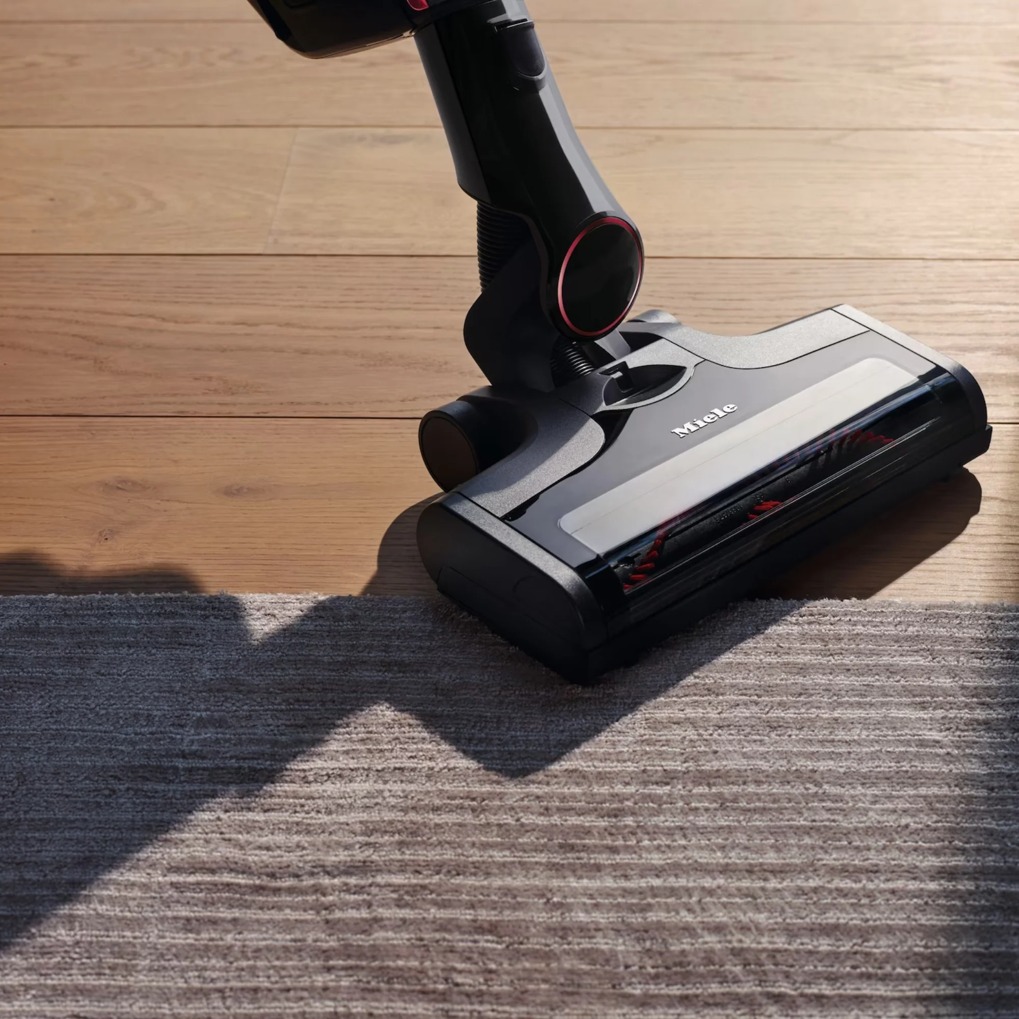 Miele Akku-Staubsauger Triflex HX1 mit 3in1-Design & automatischer Bodenbelags-Erkennung, Obsidianschwarz - Image 6