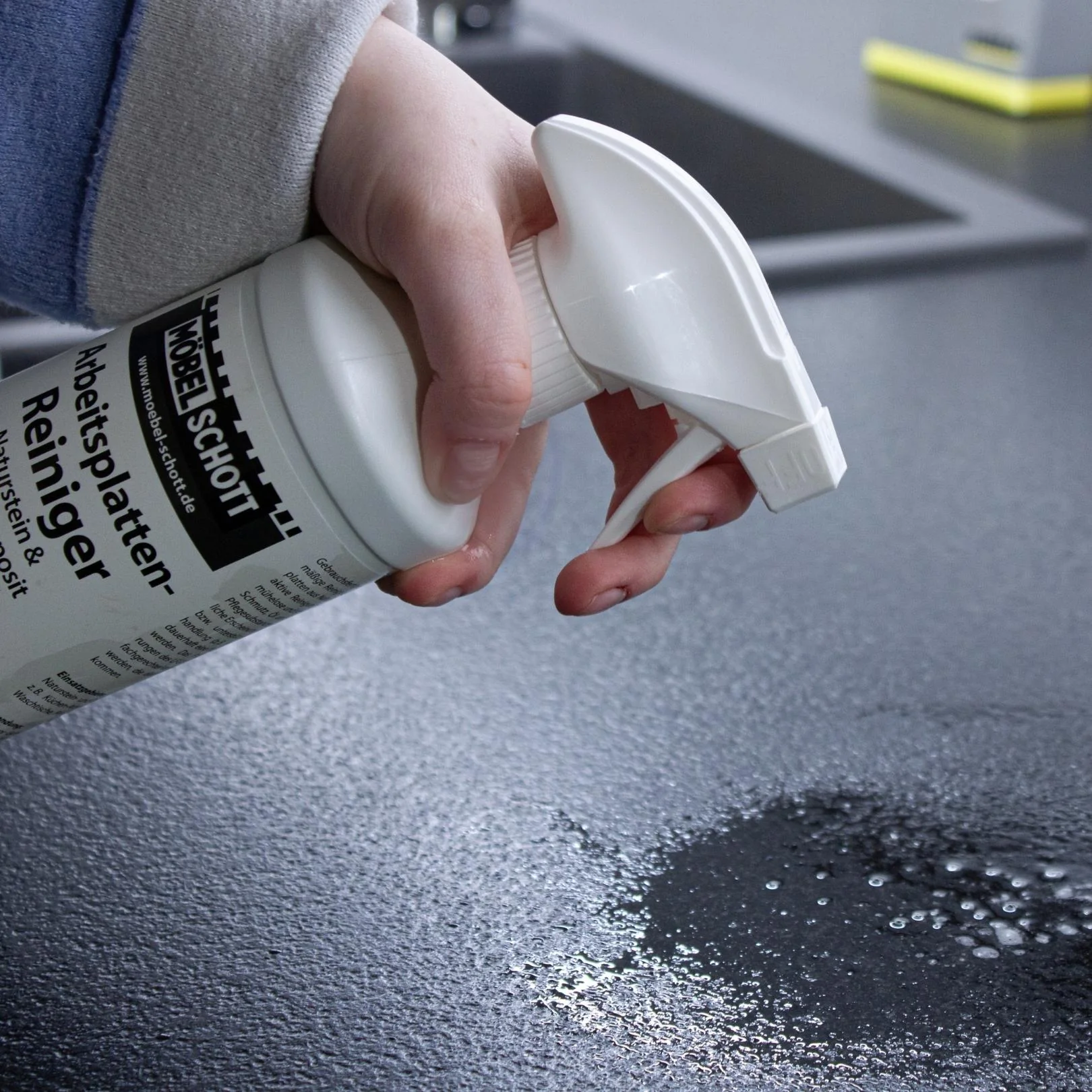 MÖBEL SCHOTT Arbeitsplatten Reiniger für Naturstein & Quarz, Reinigungsspray für Küche und Haushalt, 500 ml - Image 2